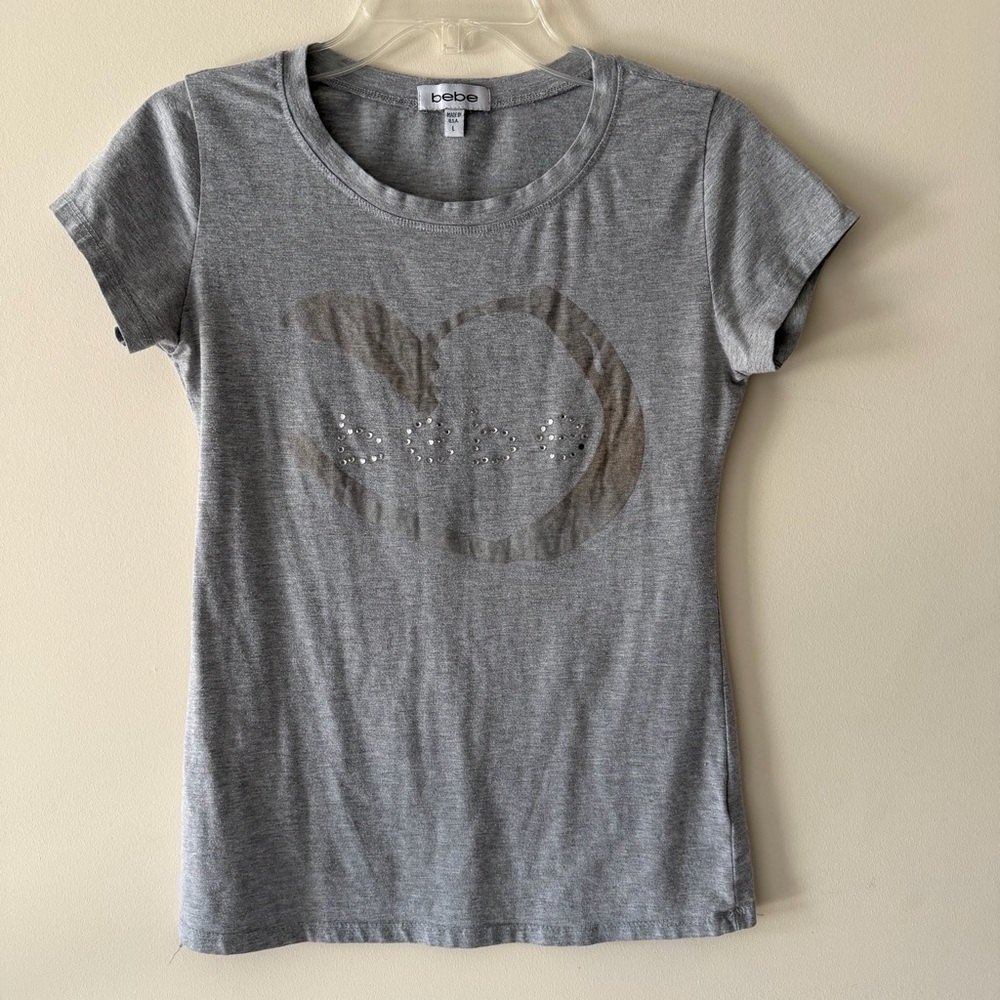 bebe Gray Rhinestone Embellished Short Sleeve Graphic Baby Tee Size L